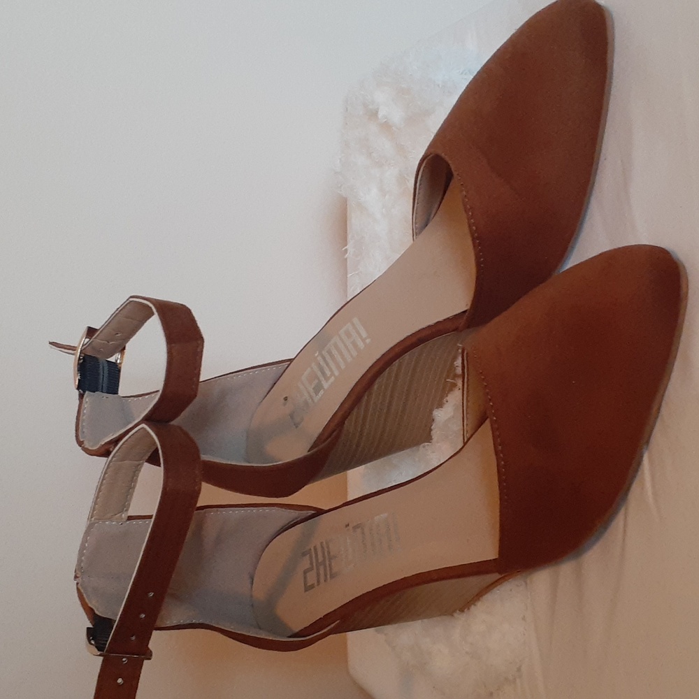 Brown Wedge Shoes Closed Toe Posh Suede Ankle Strappy size 8 (39)